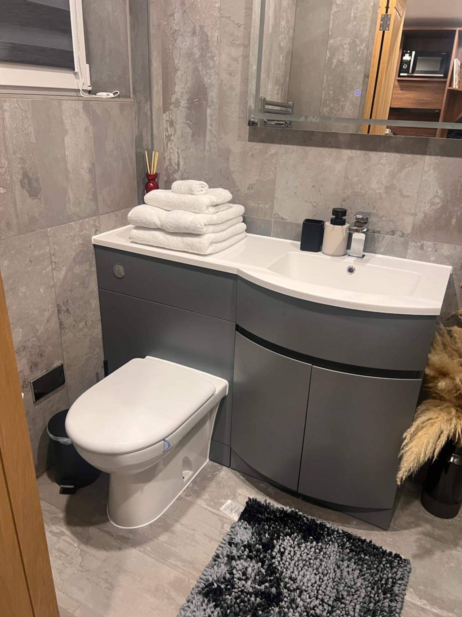 New Built Cosy Within Walking Distance Of Churchill Hospital