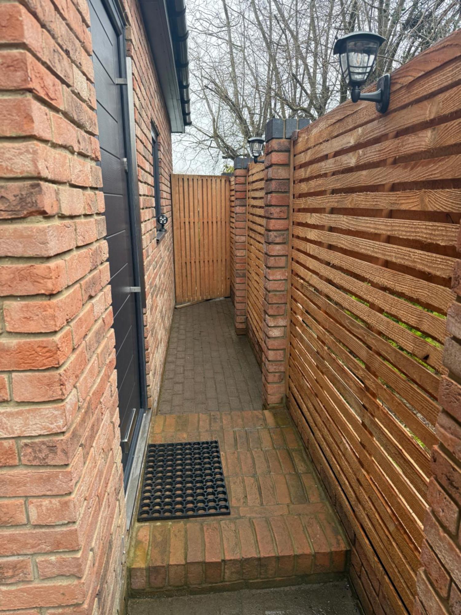 New Built Cosy Within Walking Distance Of Churchill Hospital